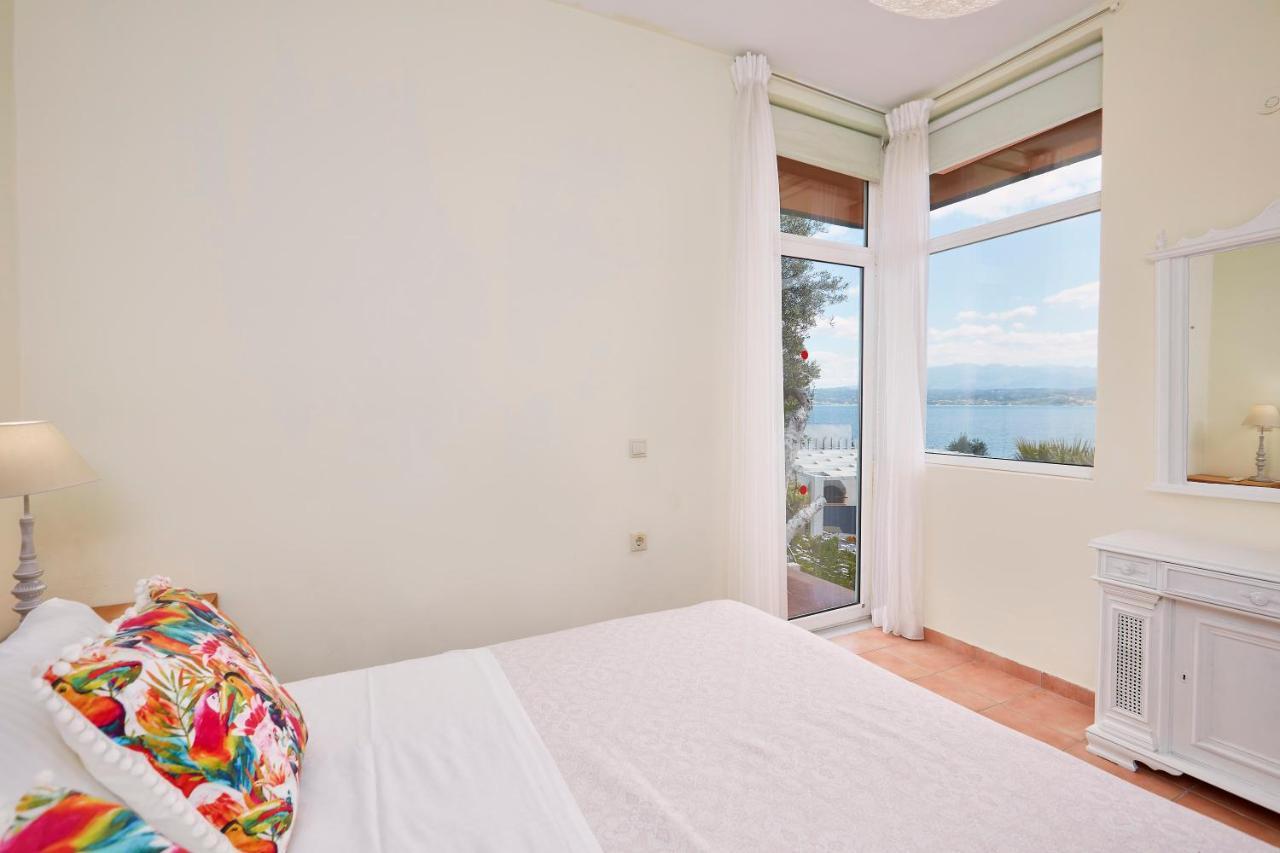 Seafront Villa Longobardi 하니아 외부 사진