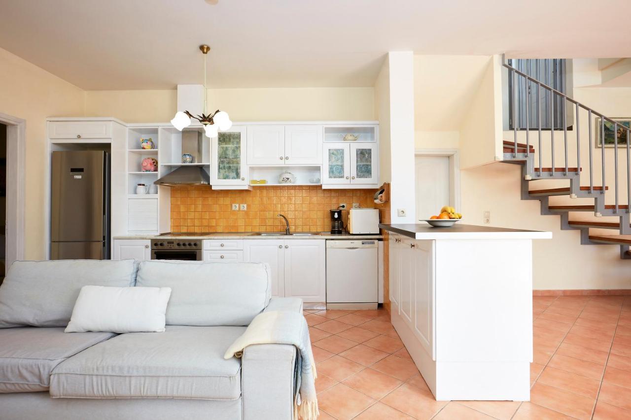 Seafront Villa Longobardi 하니아 외부 사진